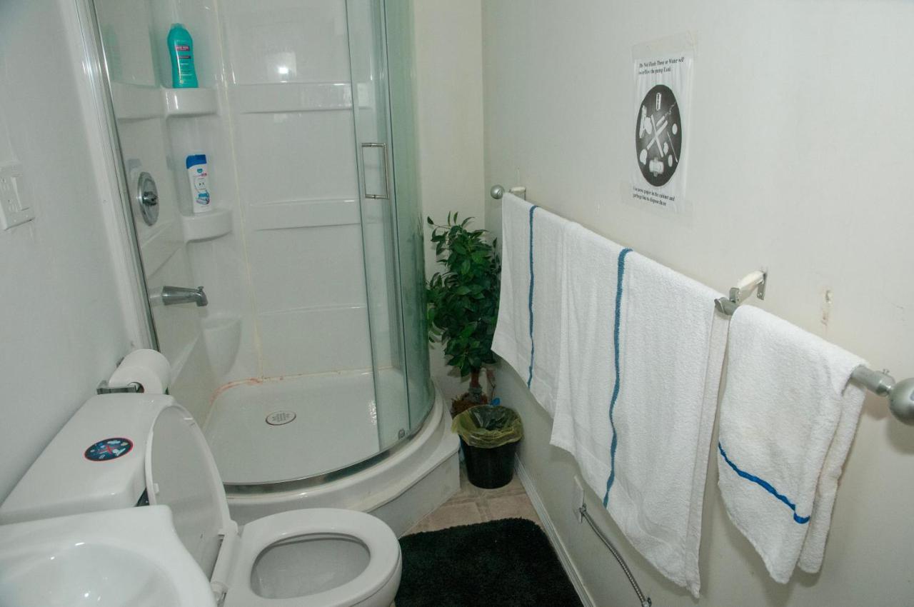 Guest Suite - Private Retreat - J-1 อับบอทส์ฟอร์ด ภายนอก รูปภาพ