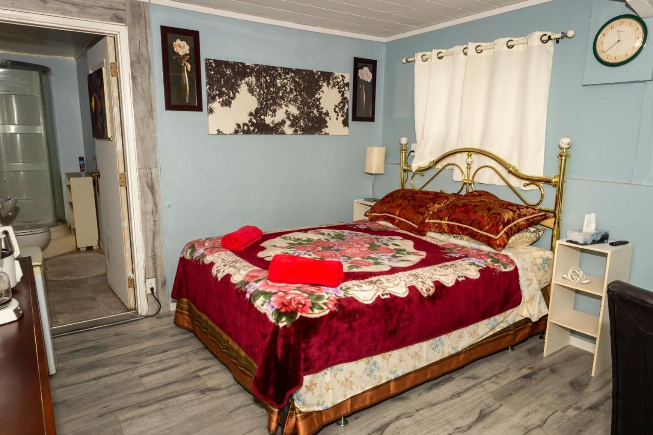 Guest Suite - Private Retreat - J-1 อับบอทส์ฟอร์ด ภายนอก รูปภาพ