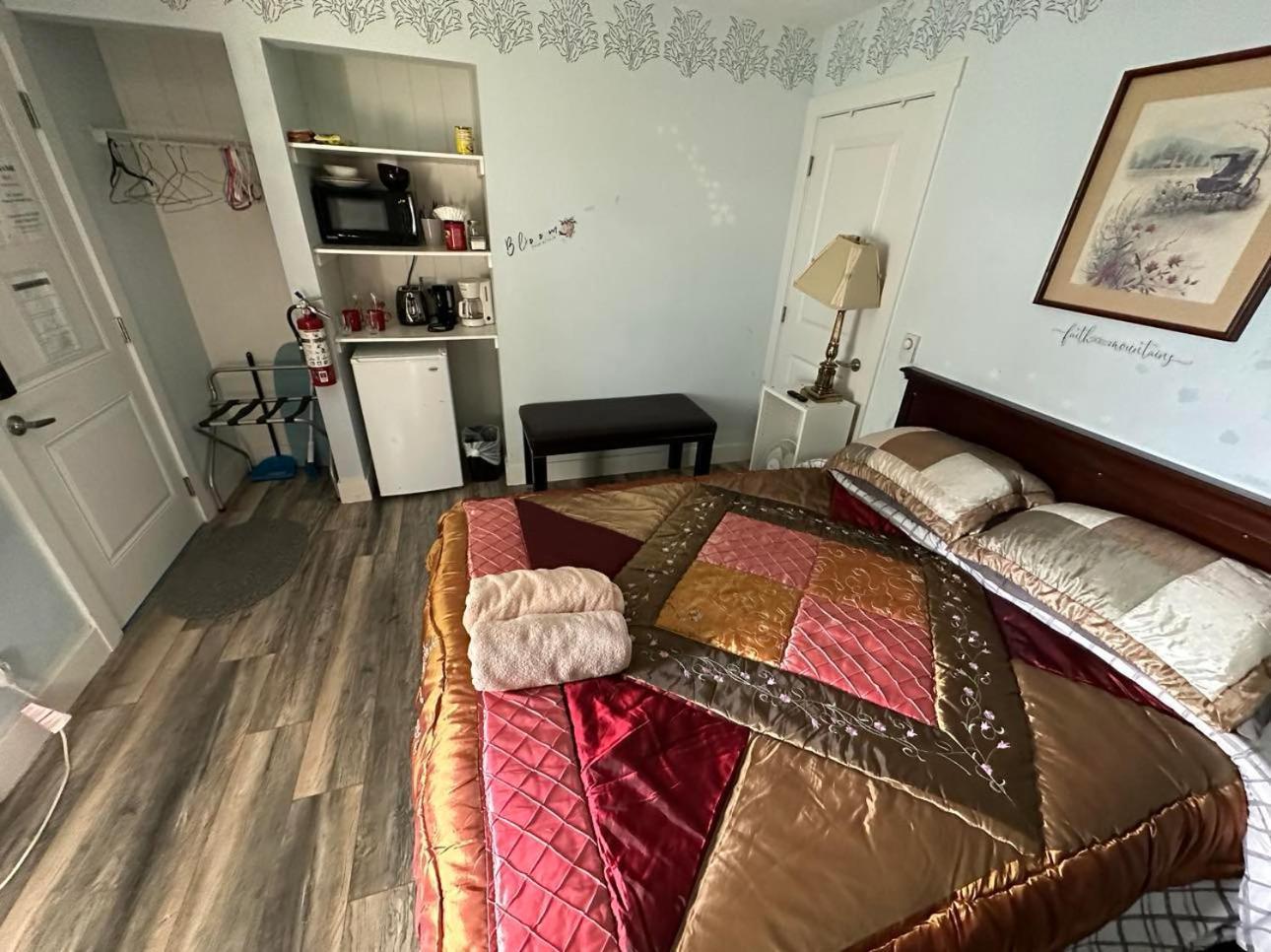 Guest Suite - Private Retreat - J-1 อับบอทส์ฟอร์ด ภายนอก รูปภาพ